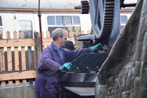 Painting the 6ton Travelling Hand Crane No. 438 in May 2019